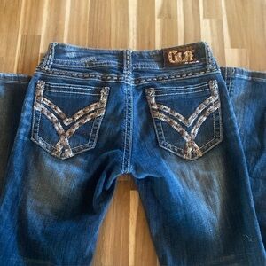 Grace In LA Low Rise Embellished/Embroidered Boot Cut Jeans Size 3/25